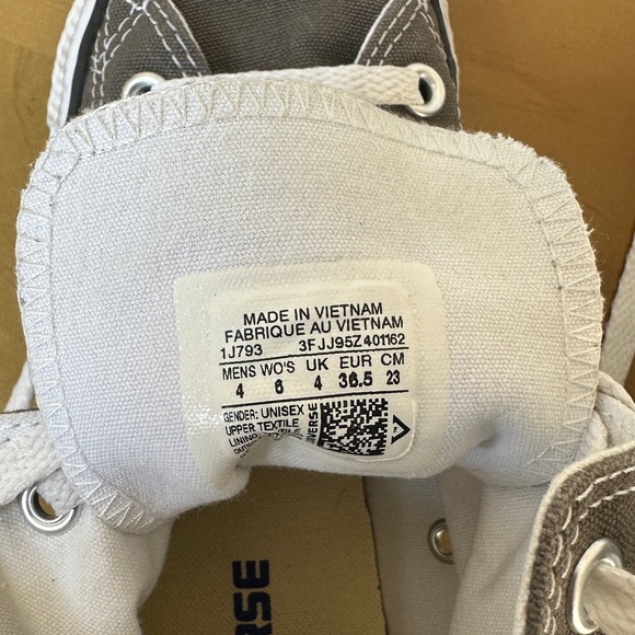 Grey Converse - Picture 6 of 6